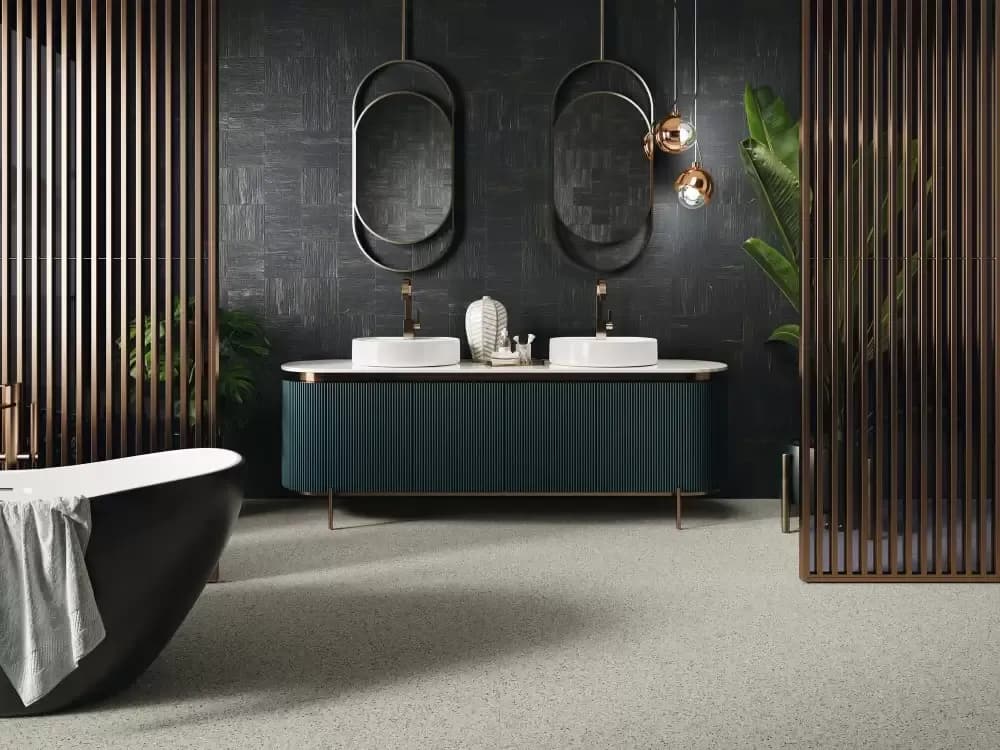 Faïence mate ou brillante : laquelle choisir pour sa salle de bain ?