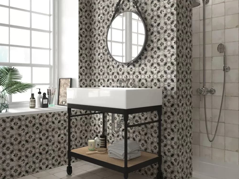 Mat, noir et blanc : Village imitation azulejos, 44,80€ le colis